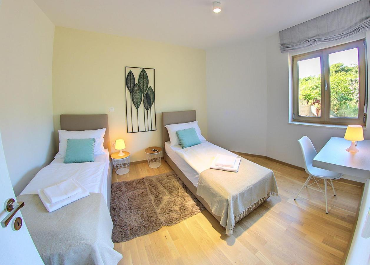 Modo Apartments Пула Екстер'єр фото